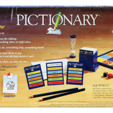 Pictionary - The Game Of Quick Draw - Adult