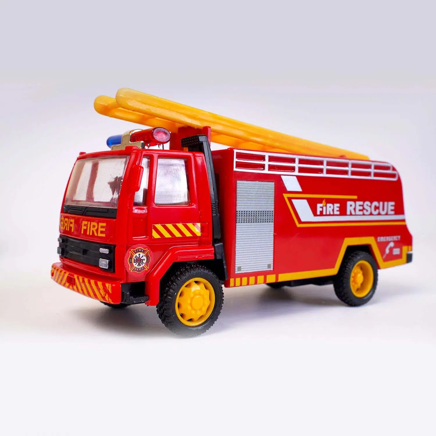 Centy Fire Tender Pullback Toy for Kids, Centy Fire Tender Toy for Fire Rescue, Miniature Fire Tender Toy for 3+, Die-Cast Fire Rescue Toy for Kids
