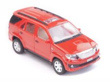 Centy Toyota Fortuner Red Pullback Car