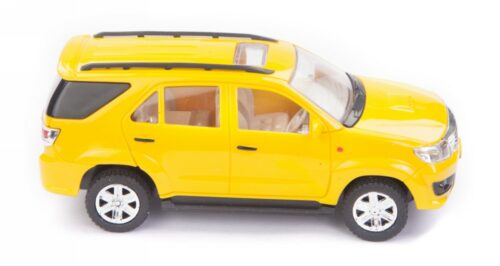 Centy Toyota Fortuner Yellow Pullback Car