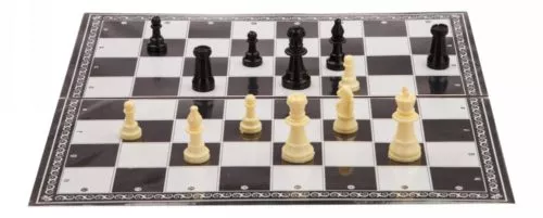 Challenger Chess Medium